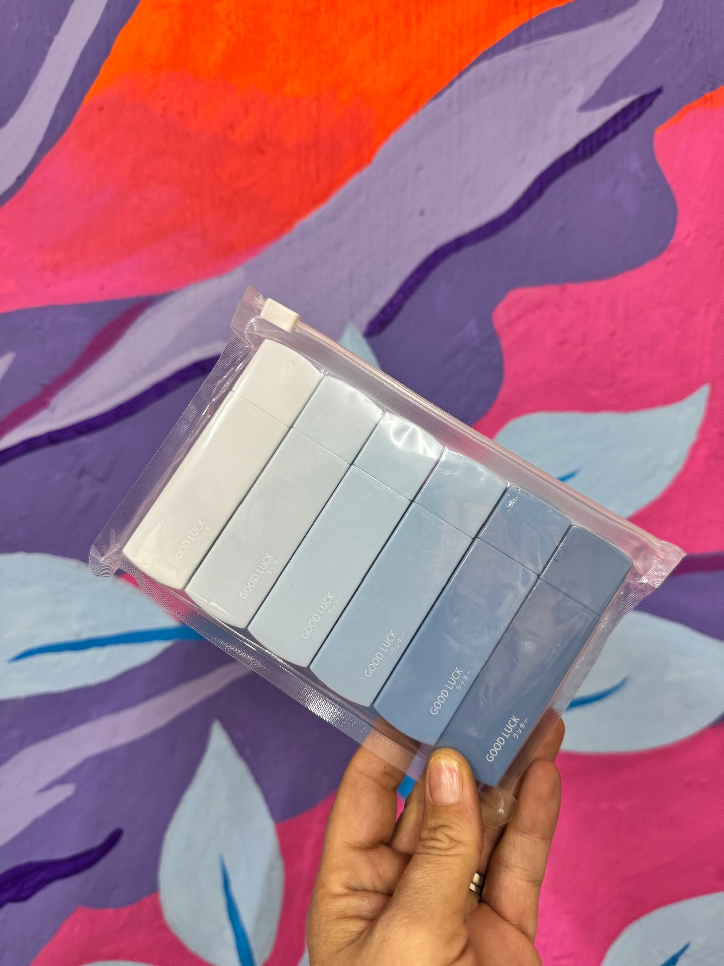 Set de 6 Correctores en Cinta – Precisión y Estilo en Cada Corrección ✨🖊️